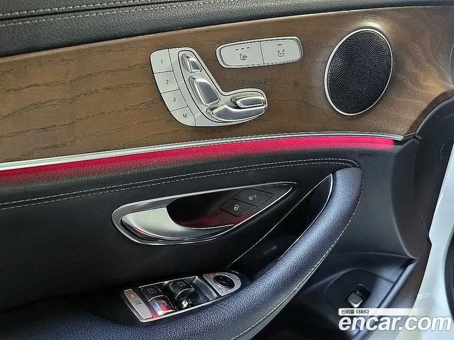 Mercedes-Benz E-Class 2017 1.9 автомат (гидро), фото 13