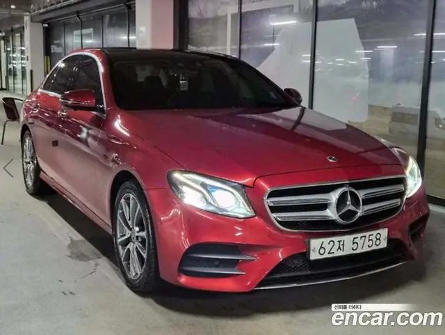 Mercedes-Benz E-Class, 2017, 178 604 км