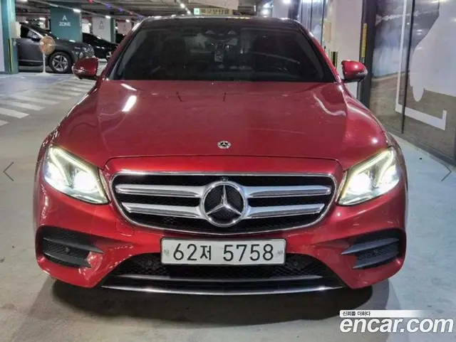Mercedes-Benz E-Class 2017 2.0 автомат (гидро), миниатюра 2