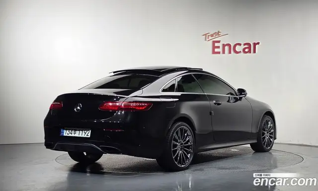 Mercedes-Benz E-Class 2018 1.9 автомат (гидро), миниатюра 2