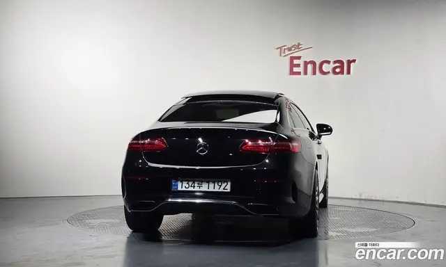 Mercedes-Benz E-Class 2018 1.9 автомат (гидро), миниатюра 4