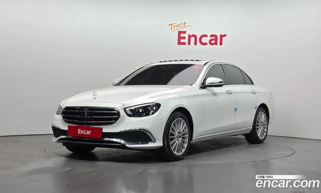 Mercedes-Benz E-Class, 2022, 137 573 км