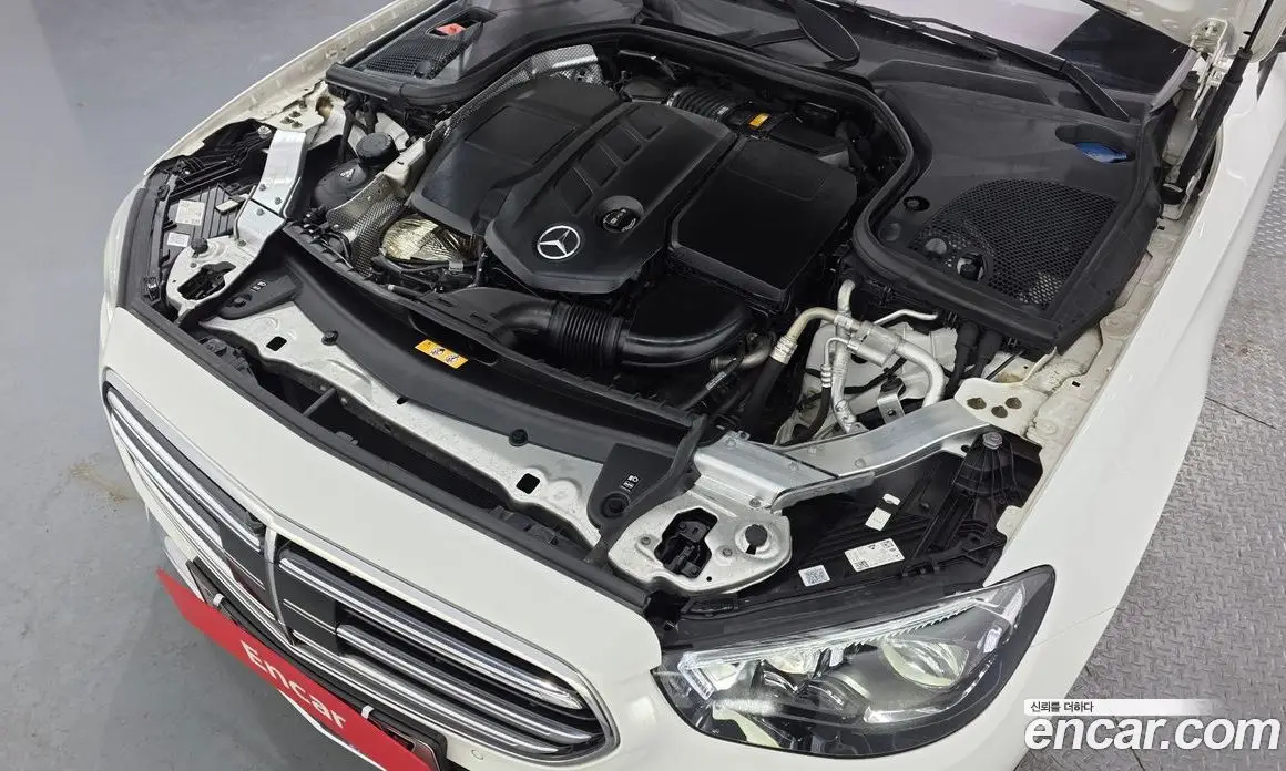 Mercedes-Benz E-Class 2022 1.9 автомат (гидро), фото 6