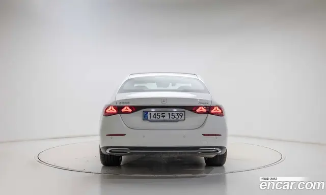 Mercedes-Benz E-Class 2025 2.0 автомат (гидро), миниатюра 4