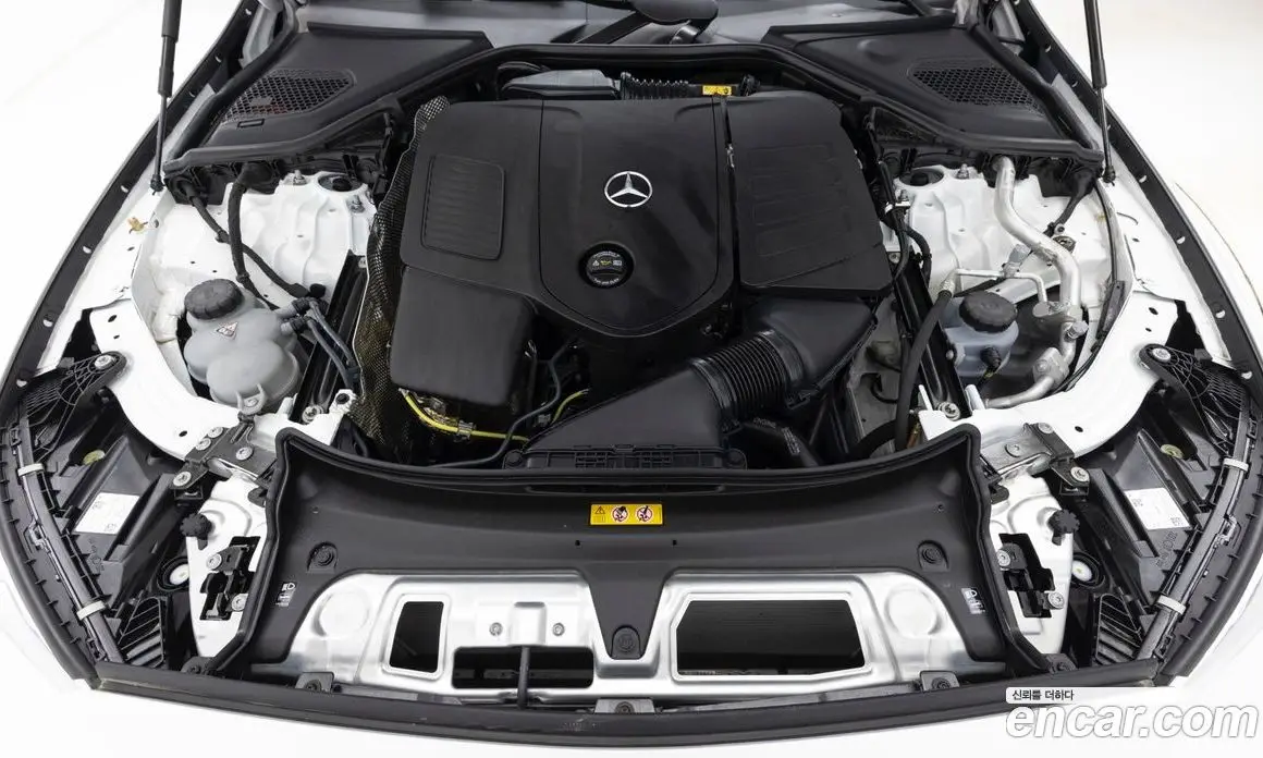 Mercedes-Benz E-Class 2025 2.0 автомат (гидро), фото 6