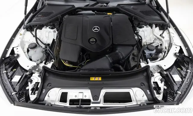 Mercedes-Benz E-Class 2025 2.0 автомат (гидро), миниатюра 6