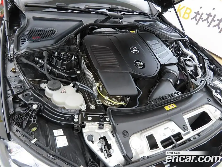 Mercedes-Benz E-Class 2025 2.0 автомат (гидро), фото 19