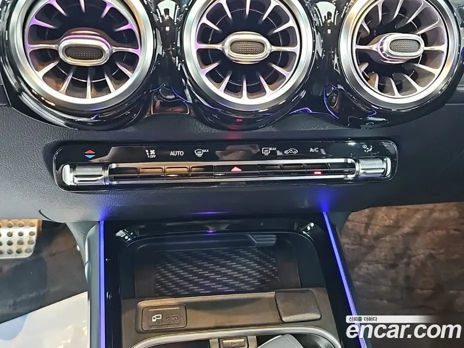 Mercedes-Benz GLB-Class 2020 2.0 автомат (гидро), фото 11
