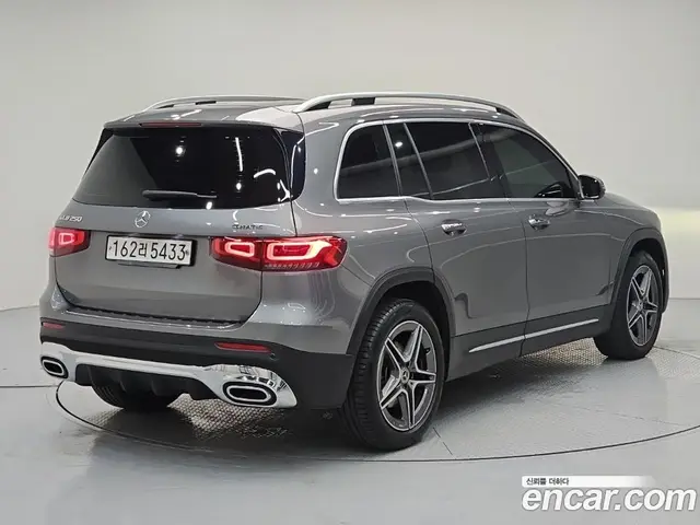 Mercedes-Benz GLB-Class 2020 2.0 автомат (гидро), миниатюра 4