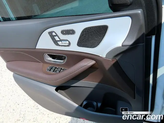 Mercedes-Benz GLE-Class 2020 1.9 автомат (гидро), миниатюра 11