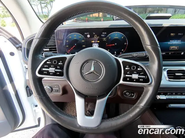 Mercedes-Benz GLE-Class 2020 1.9 автомат (гидро), миниатюра 8