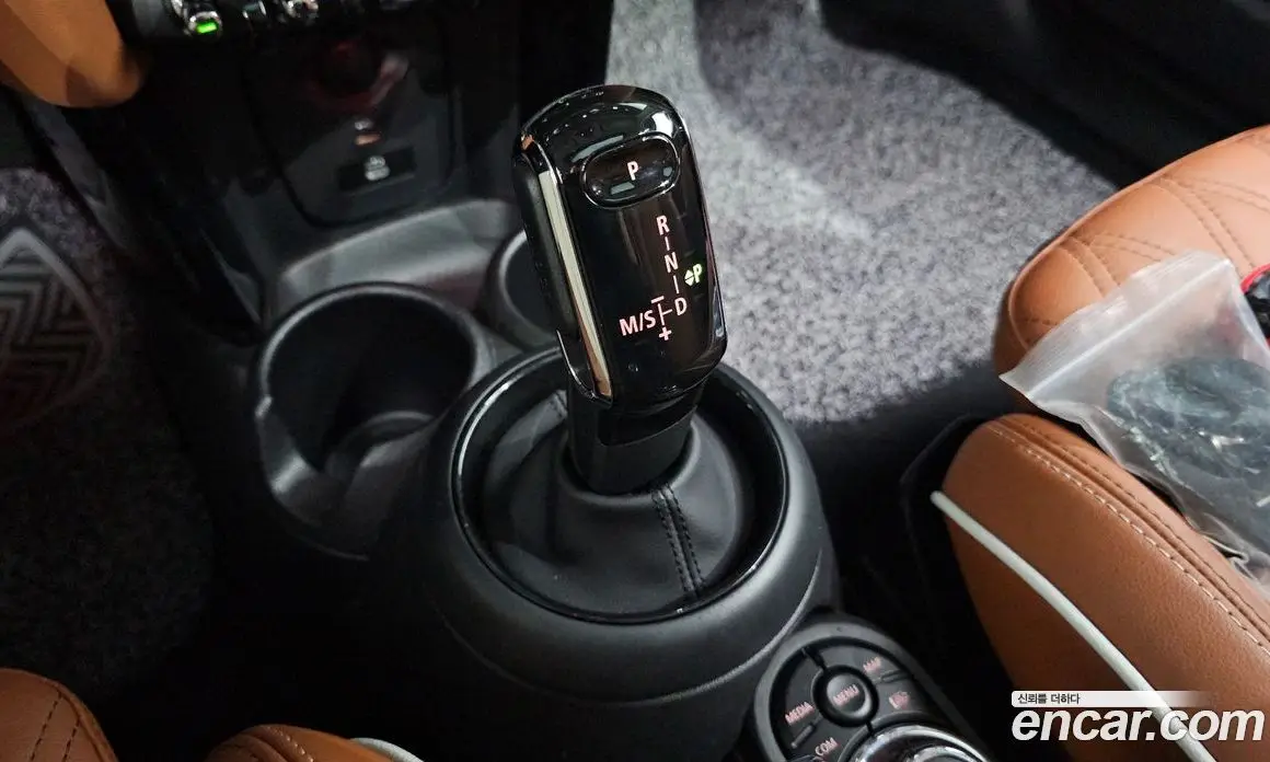 Mini Cooper 2022 2.0 автомат (гидро), фото 12