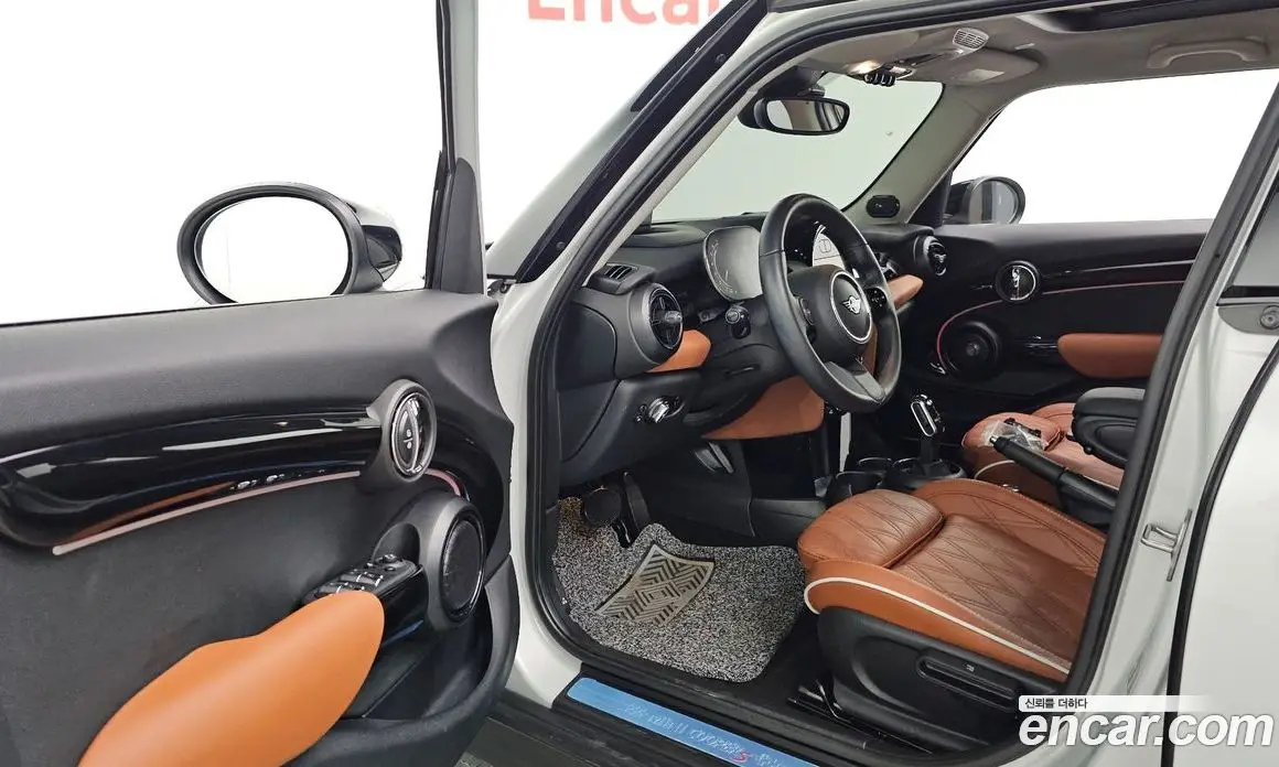 Mini Cooper 2022 2.0 автомат (гидро), фото 13