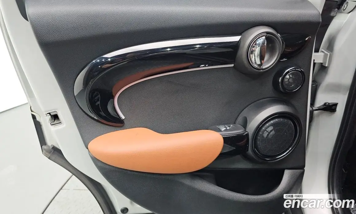 Mini Cooper 2022 2.0 автомат (гидро), фото 15