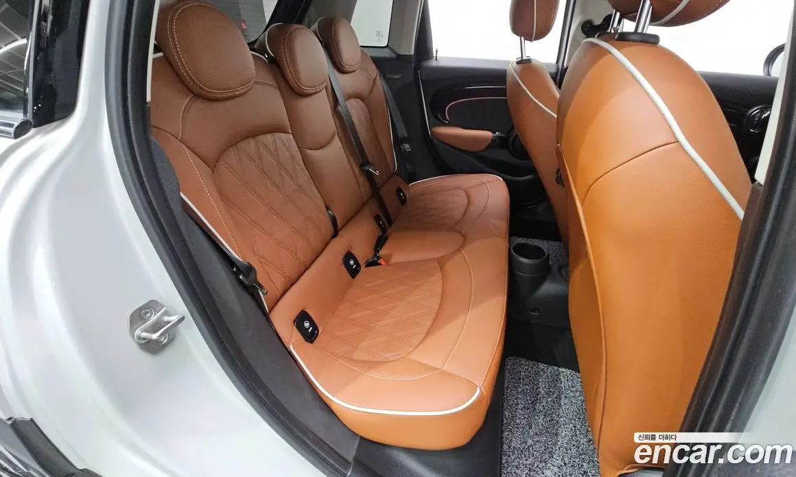 Mini Cooper 2022 2.0 автомат (гидро), фото 16