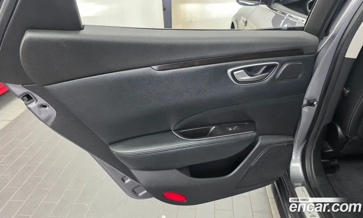 Renault (Samsung) SM6 2016 2.0 автомат (гидро), фото 15 Renault (Samsung) SM6 2016 2.0 автомат (гидро), фото 15