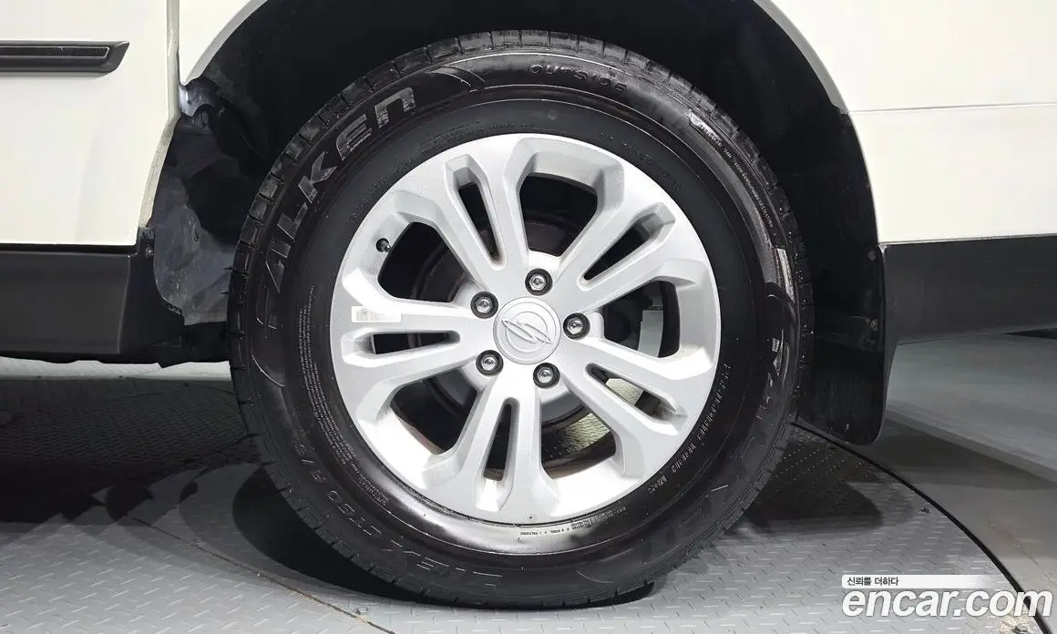 SsangYong Korando 2017 2.2 автомат (гидро), фото 7