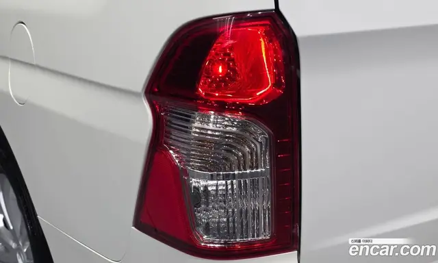 SsangYong Korando 2017 2.2 автомат (гидро), миниатюра 9