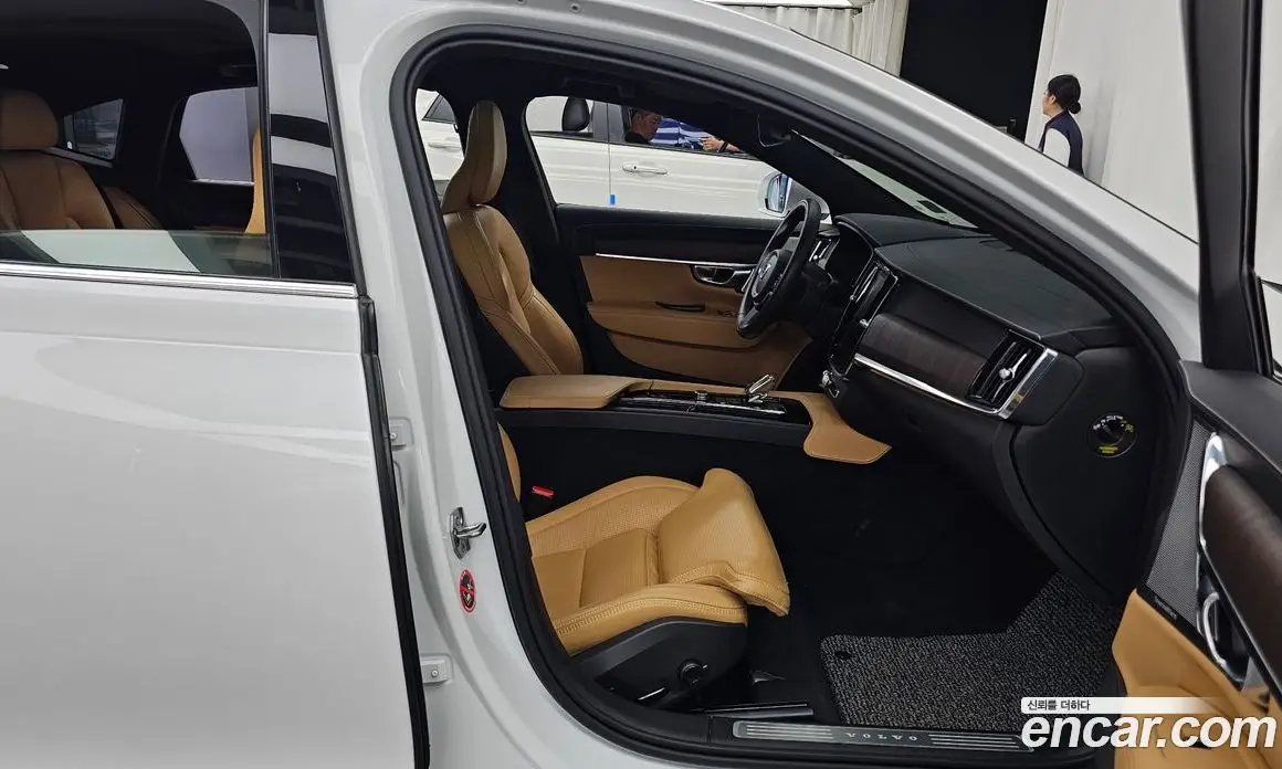 Volvo S90 2022 2.0 автомат (гидро), фото 16 Volvo S90 2022 2.0 автомат (гидро), фото 16