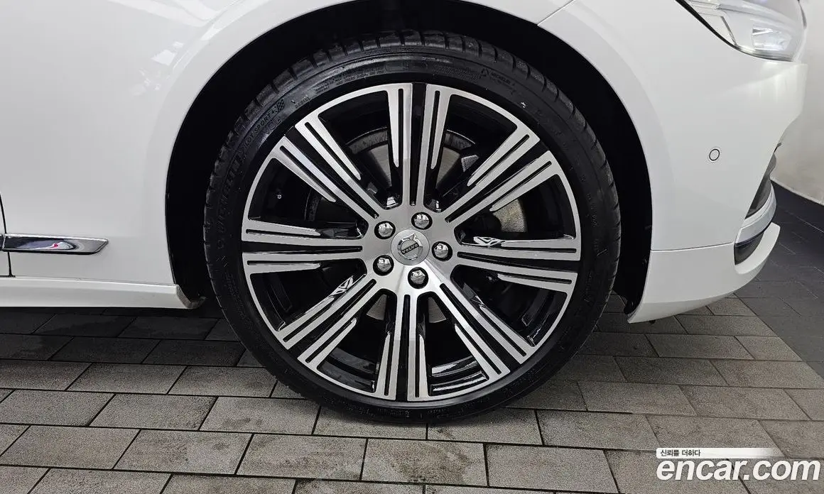 Volvo S90 2022 2.0 автомат (гидро), фото 7 Volvo S90 2022 2.0 автомат (гидро), фото 7