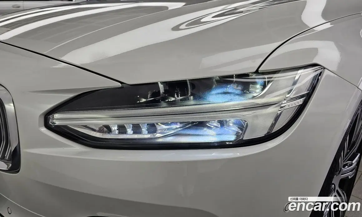 Volvo S90 2022 2.0 автомат (гидро), фото 8 Volvo S90 2022 2.0 автомат (гидро), фото 8