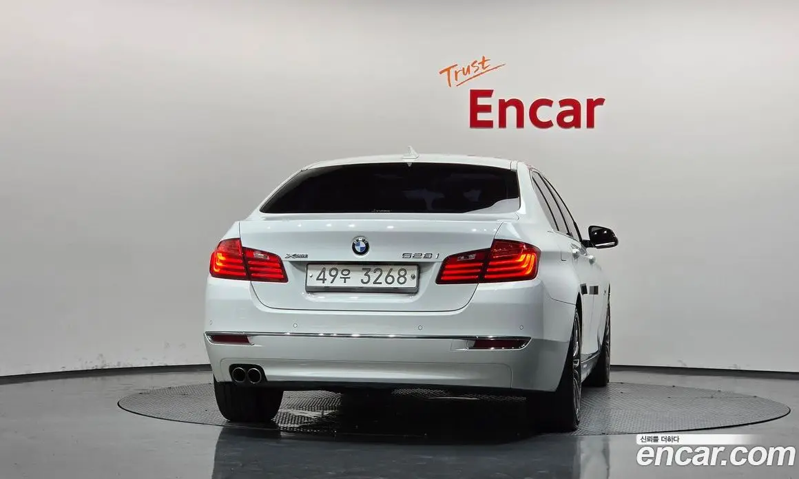 BMW 5 серия 2014 2.0 автомат (гидро), фото 4