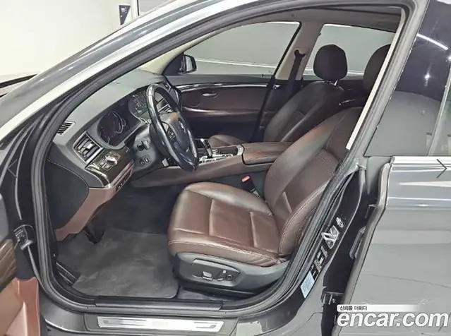 BMW 5 серия 2017 2.0 автомат (гидро), миниатюра 10
