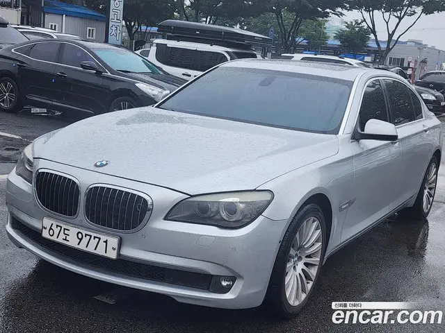BMW 7 серия 2009 4.4 автомат (гидро), миниатюра 3