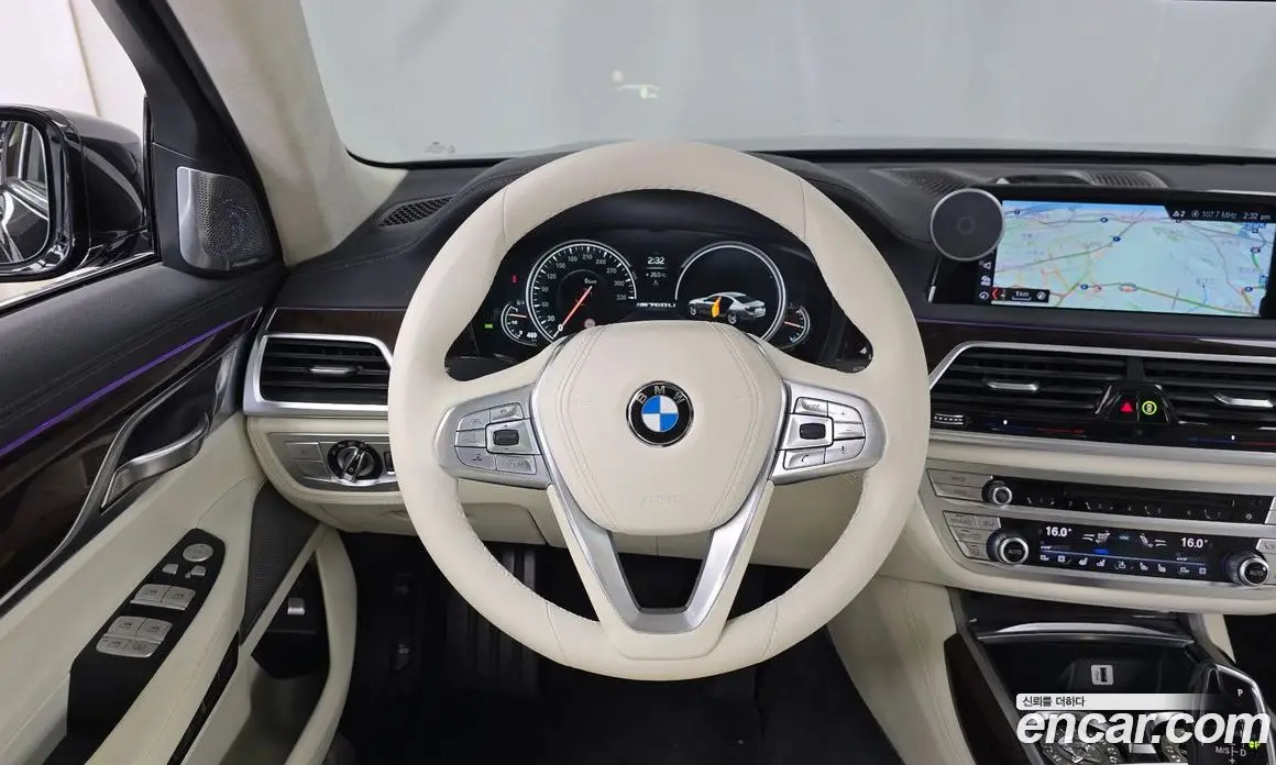 BMW 7 серия 2016 4.4 автомат (гидро), фото 13