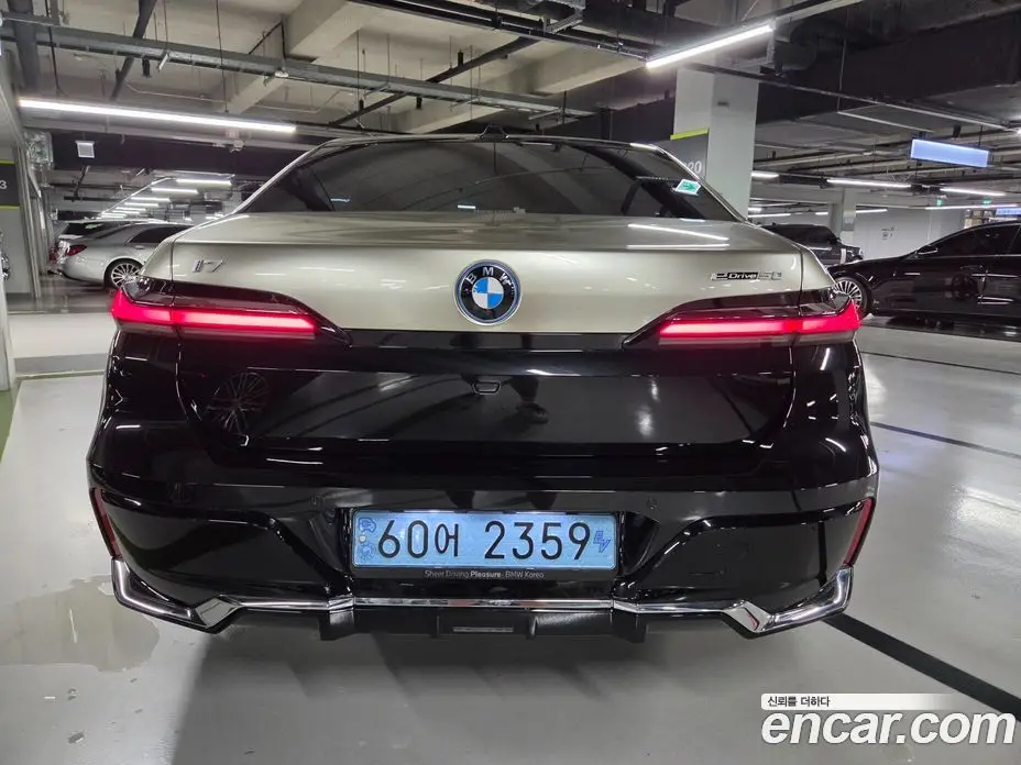 BMW i7 2024 1.0 автомат (гидро), фото 3
