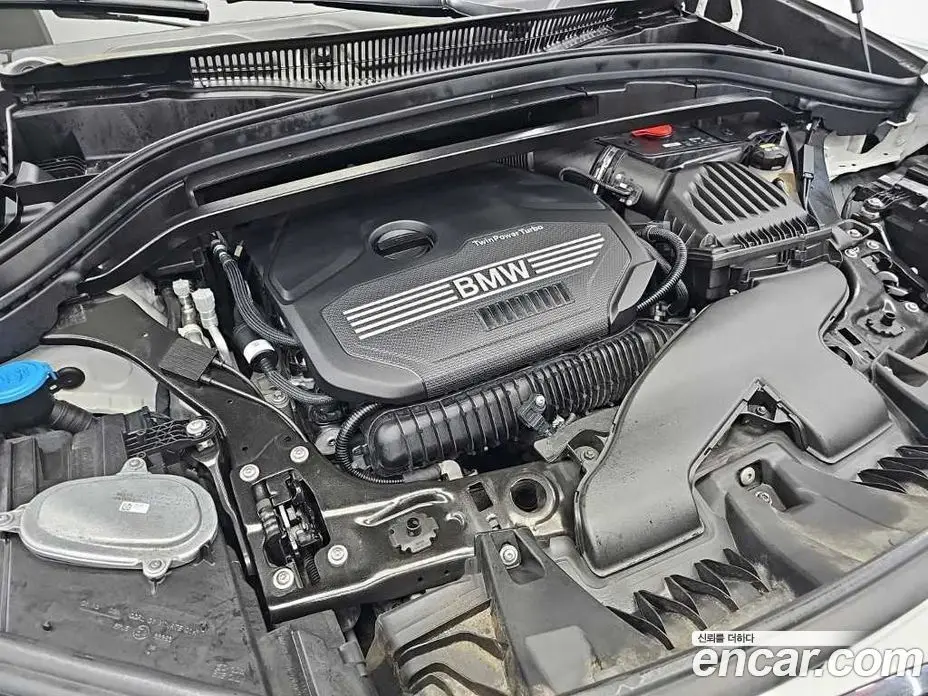 BMW X1 2021 2.0 автомат (гидро), фото 5