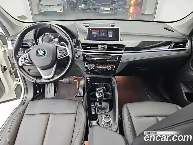 BMW X1 2021 2.0 автомат (гидро), миниатюра 7