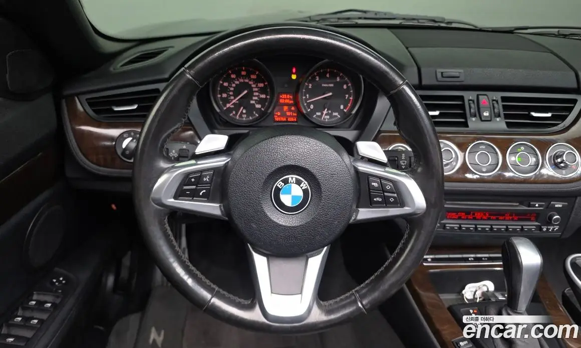 BMW Z4 2011 3.0 автомат (гидро), фото 12