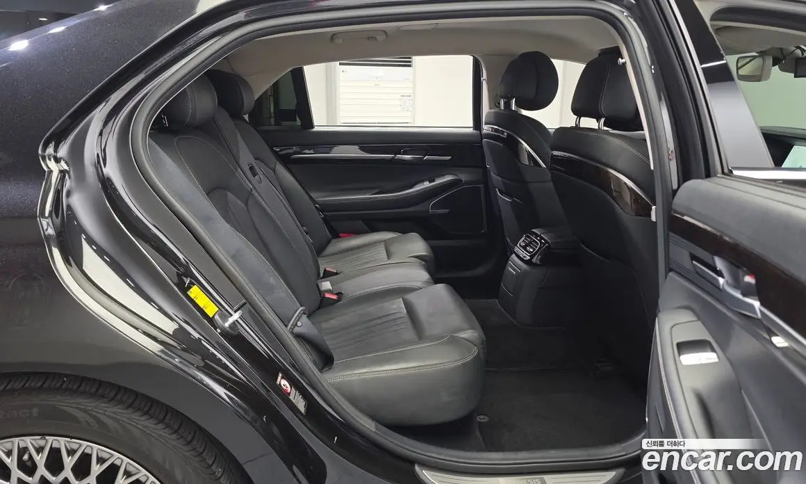 Genesis G90 2019 3.8 автомат (гидро), фото 17