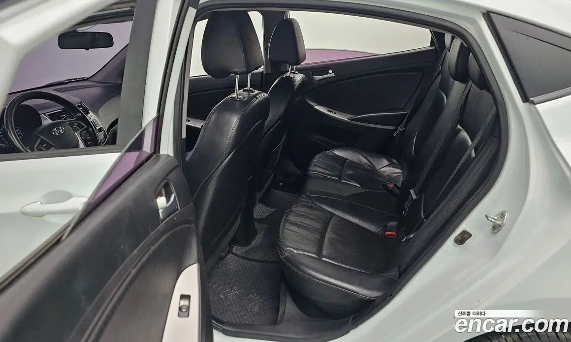 Hyundai Accent 2016 1.4 автомат (гидро), фото 13 Hyundai Accent 2016 1.4 автомат (гидро), фото 13