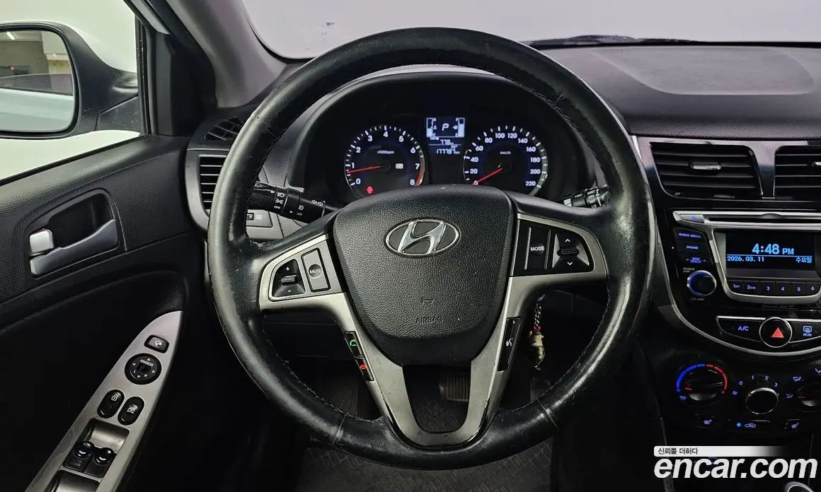 Hyundai Accent 2016 1.4 автомат (гидро), фото 14 Hyundai Accent 2016 1.4 автомат (гидро), фото 14