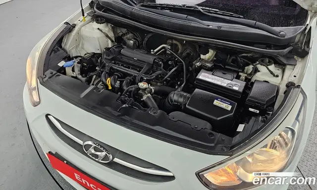 Hyundai Accent 2016 1.4 автомат (гидро), миниатюра 6 Hyundai Accent 2016 1.4 автомат (гидро), миниатюра 6