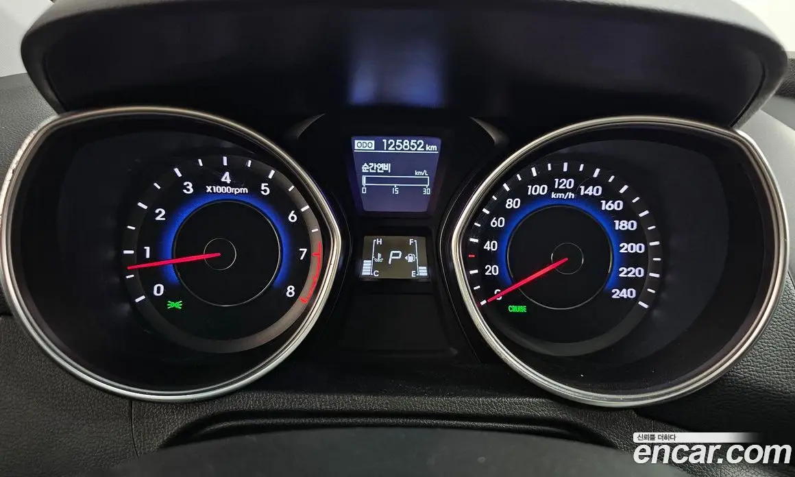Hyundai Avante 2014 2.0 автомат (гидро), фото 11