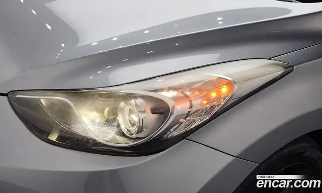 Hyundai Avante 2014 2.0 автомат (гидро), миниатюра 8