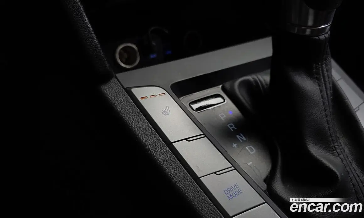 Hyundai Avante 2016 1.6 автомат (гидро), фото 20
