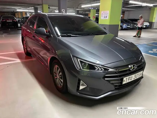 Hyundai Avante 2018 1.6 автомат (гидро), миниатюра 2