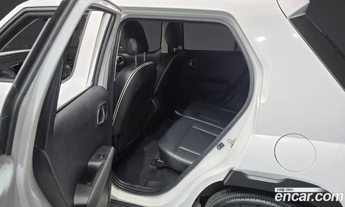 Hyundai Casper 2022 1.0 автомат (гидро), фото 17