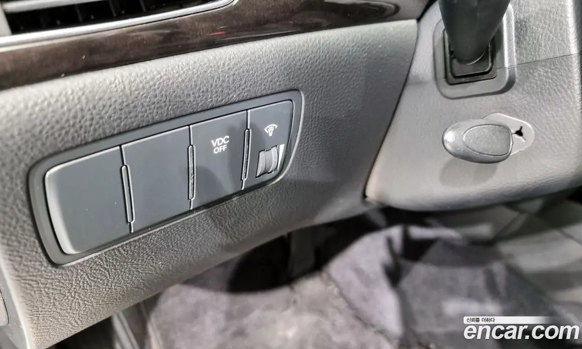Hyundai Genesis 2013 3.3 автомат (гидро), фото 15