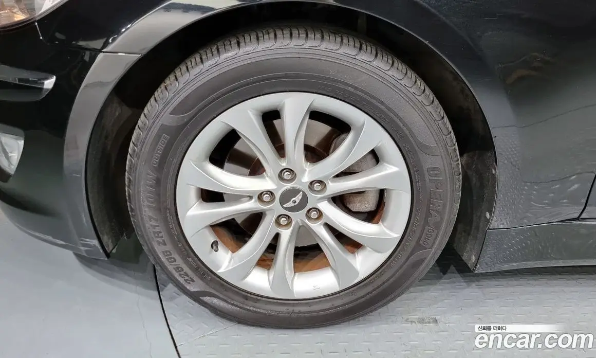 Hyundai Genesis 2013 3.3 автомат (гидро), фото 5