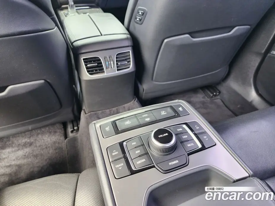 Hyundai Genesis 2014 3.3 автомат (гидро), фото 18
