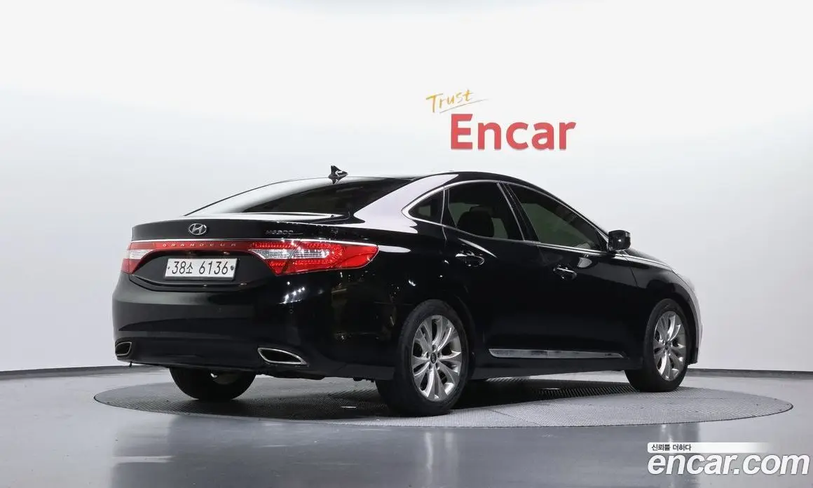 Hyundai Grandeur 2012 3.0 автомат (гидро), фото 2 Hyundai Grandeur 2012 3.0 автомат (гидро), фото 2