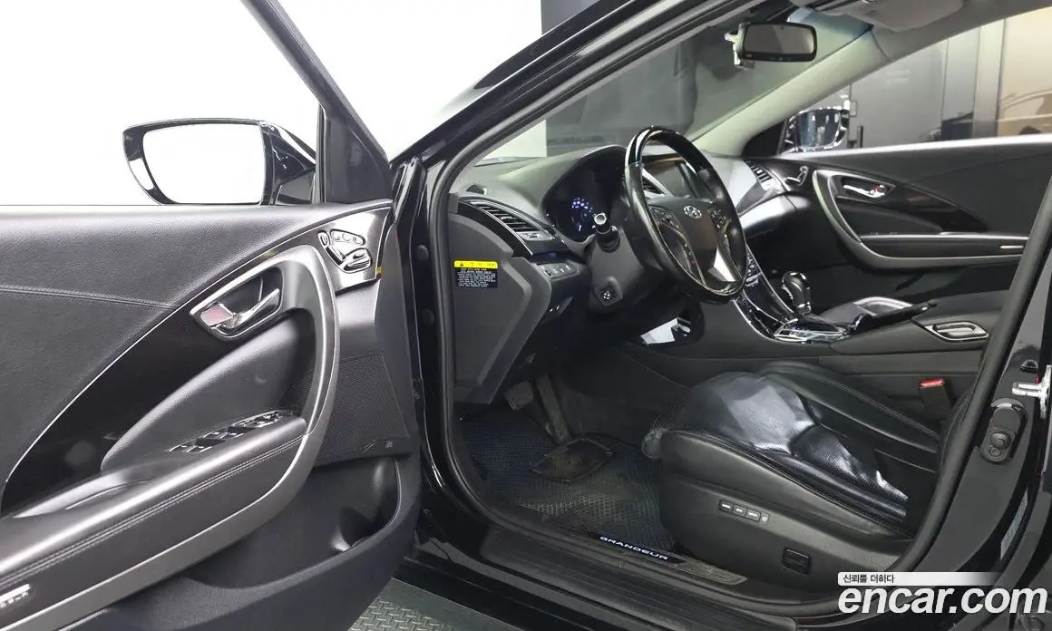 Hyundai Grandeur 2012 3.0 автомат (гидро), фото 13 Hyundai Grandeur 2012 3.0 автомат (гидро), фото 13