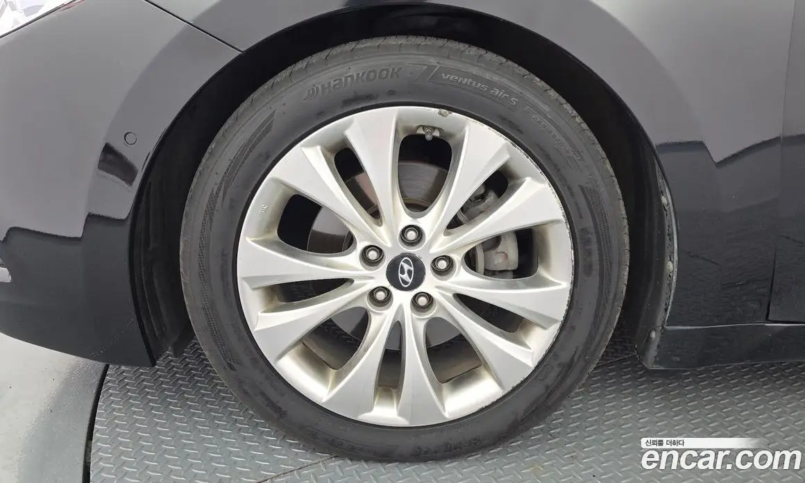 Hyundai Grandeur 2012 3.0 автомат (гидро), фото 5 Hyundai Grandeur 2012 3.0 автомат (гидро), фото 5