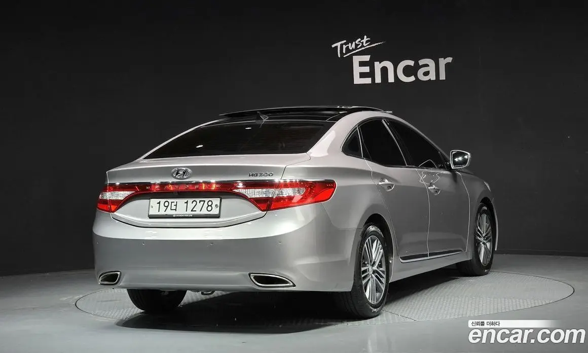 Hyundai Grandeur 2014 3.0 автомат (гидро), фото 2 Hyundai Grandeur 2014 3.0 автомат (гидро), фото 2
