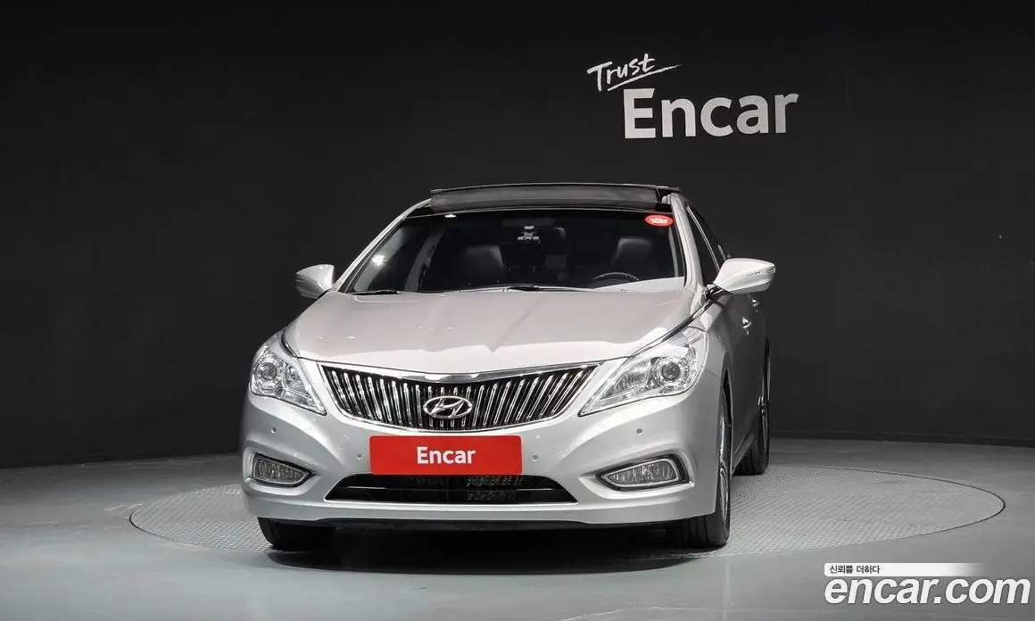 Hyundai Grandeur 2014 3.0 автомат (гидро), фото 3 Hyundai Grandeur 2014 3.0 автомат (гидро), фото 3